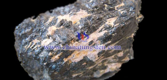 Five Aspects to Help the Development of Rare Earth Industry rare earth ore picture