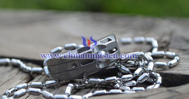 Tungsten Steel Self-Defense Ring, The Secret Weapon Of Women’s Life tungsten steel self defense ring picture