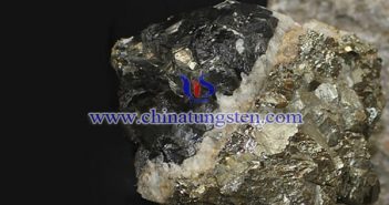THE PRICE COMPOSITION & RISING FACTORS OF TUGNSTEN CHINA, 2017 (I) Tungsten Ore/ Wolframite