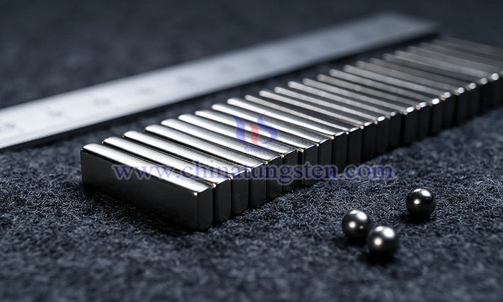 Rare earth permanent magnet material picture