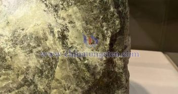 Guangxi Discovers Medium-Sized Tungsten Mine Tungsten Concentrate Images