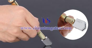 板ガラスの切斷に適用されるタングステンカーバイドガラスカッター 板ガラスの切斷に適用されるタングステンカーバイドガラスカッター