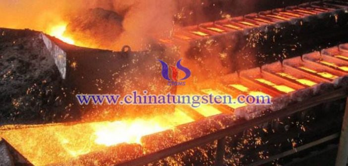 去產(chǎn)能支撐不給力 鋼鐵產(chǎn)品價格大跌 鋼鐵冶煉圖片