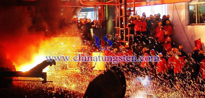 鋼鐵生產(chǎn)車(chē)間圖片