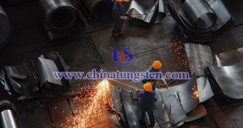 2017年6月我國粗鋼產(chǎn)量再創(chuàng)新高 6月中國粗鋼產(chǎn)量圖片