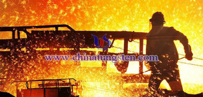 7月全國鋼材價格指數同比漲28.12點 鋼鐵生產車間圖片