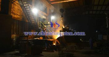 發(fā)改委:堅決打贏鋼鐵去產(chǎn)能攻堅戰(zhàn) 鋼鐵鑄造車間圖片