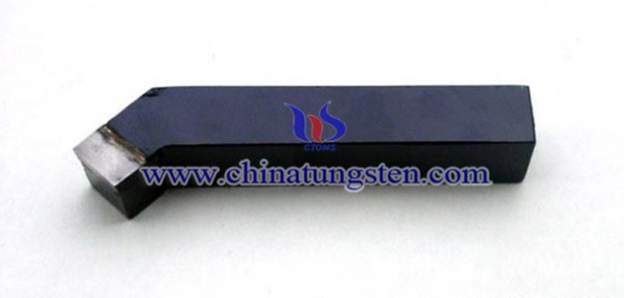 硬質(zhì)合金刀具火焰釬焊 硬質(zhì)合金車刀圖片