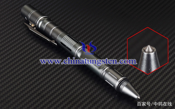 帶鎢鋼攻擊頭戰(zhàn)術筆圖片